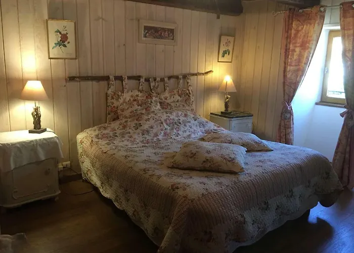 Le Lys De La Vallee * Labastide-sur-Bésorgues